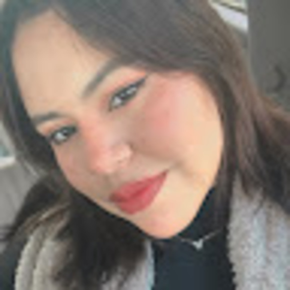 Meet your Posher, Kendy - Picture 1 of 1